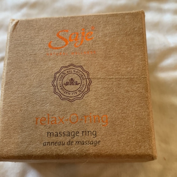 Saje relax-o-ring in box. B5 - Picture 3 of 4